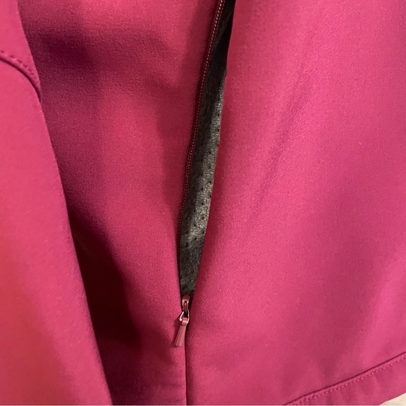 North Face APEX Burgandy Soft Shell Fleece Lined Fall Winter Jacket Size Medium - Picture 11 of 12